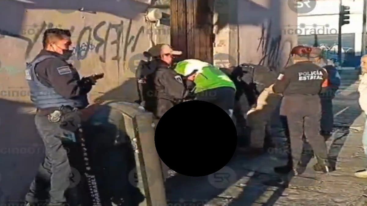 De terror: Lo hallan sangrando en el Centro de Puebla; habría sido víctima de asalto