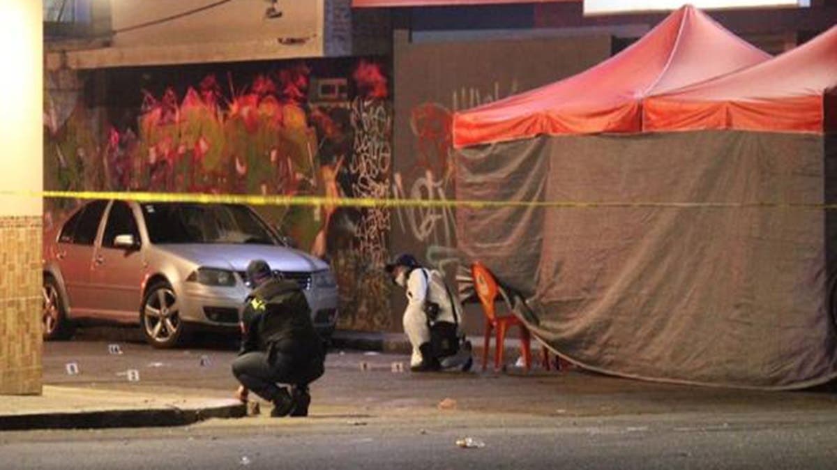 Riña entre vecinos desata balacera en La Popular; un hombre murió y tres más están heridos