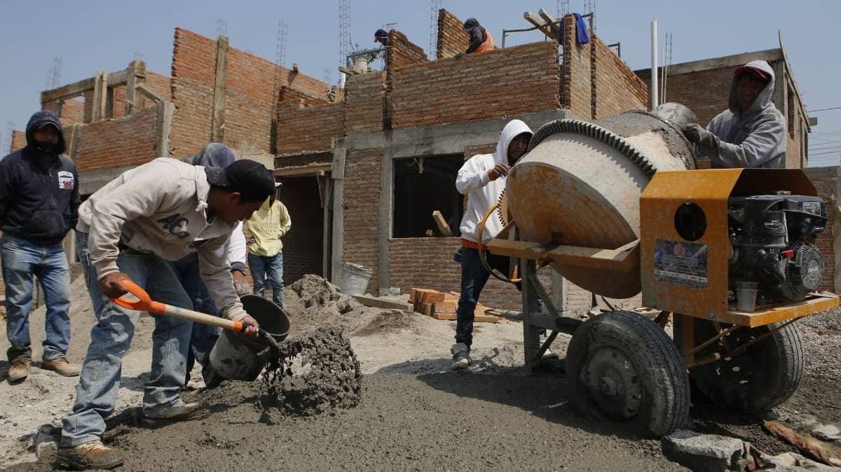 Cinco personas resultan intoxicadas mientras pintaban una vivienda en San Martín Texmelucan; todas están fuera de peligro