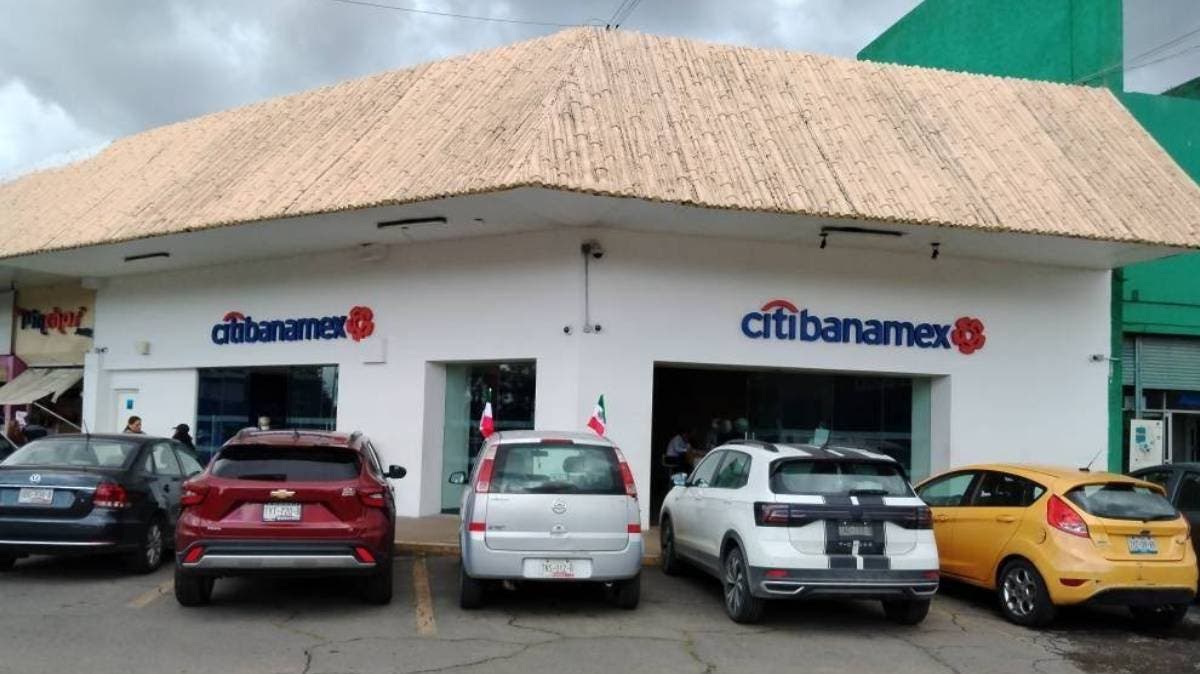 Violento atraco en Puebla: roban 400 mil pesos a cuentahabiente Banamex