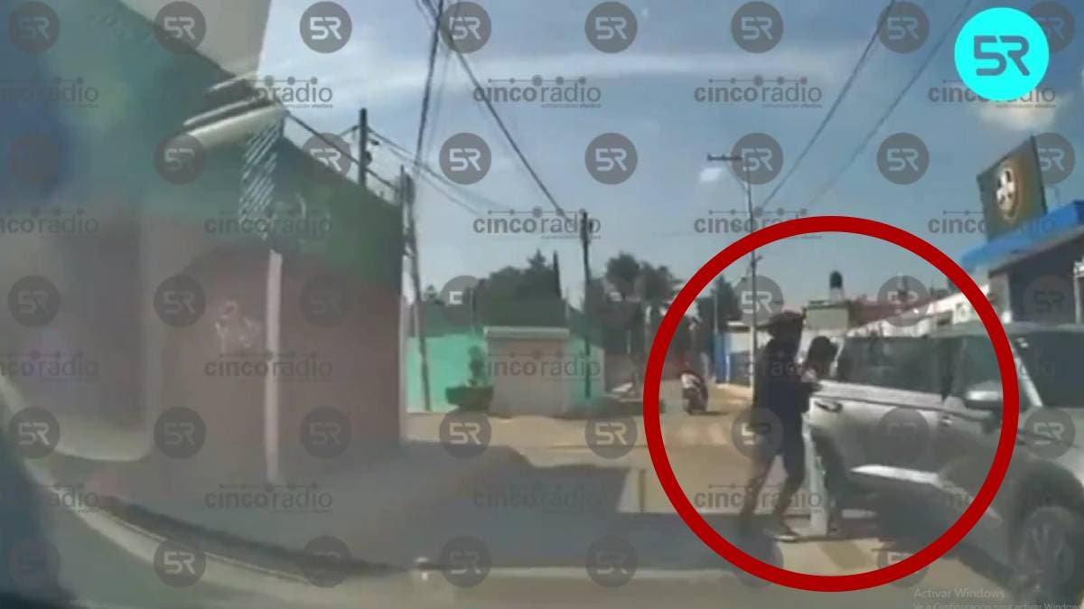 Mujer sufre violento asalto en Cuautlancingo y le arrebatan su camioneta; su hijo logró ponerse a salvo