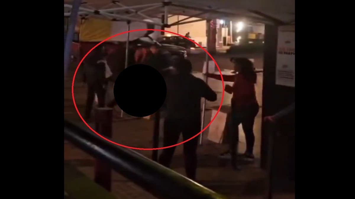 Nuevo video exhibe a cadeneros de ‘El Pre’ golpeando a clientes en batalla campal en la Avenida Juárez