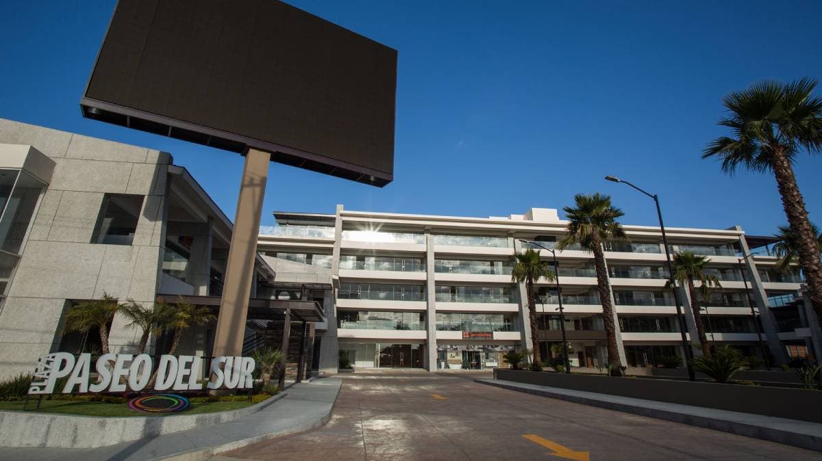 Tragedia en Paseo del Sur: mujer pierde la vida tras caer del cuarto piso en Lomas de Angelópolis