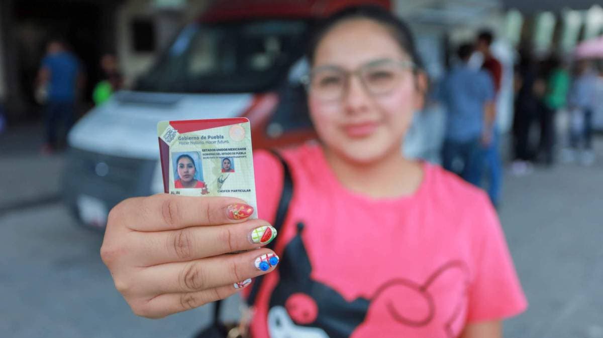 Así quedarán los precios de licencias, placas y control vehicular en Puebla para 2026