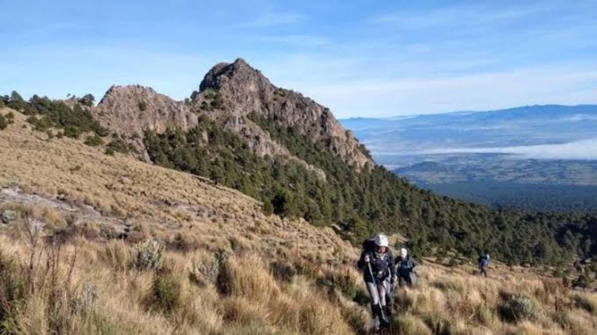 Dos adolescentes desaparecidos en Huamantla son hallados sin vida en La Malinche; autoridades investigan