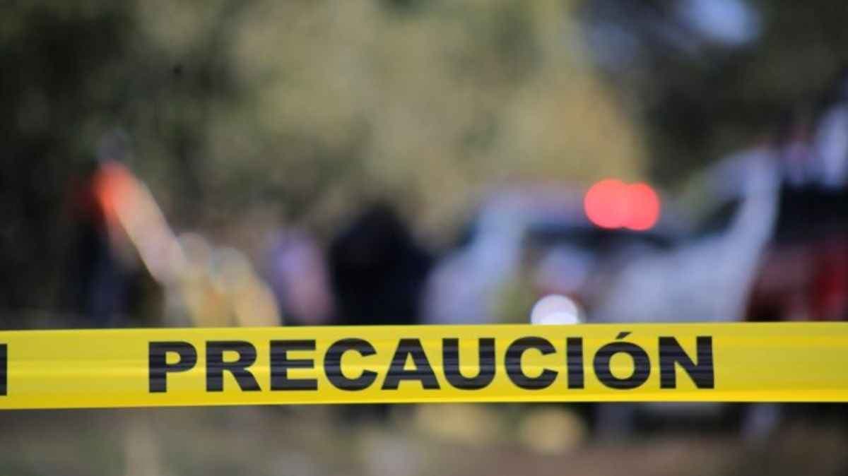 Olor fétido alerta a vecinos: hallan hombre muerto en Xochiltenango