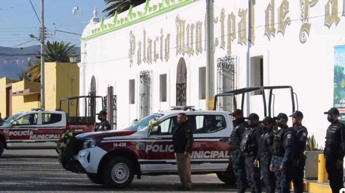 Comando armado desarma a escoltas en Palmar de Bravo y huye con armas de alto calibre
