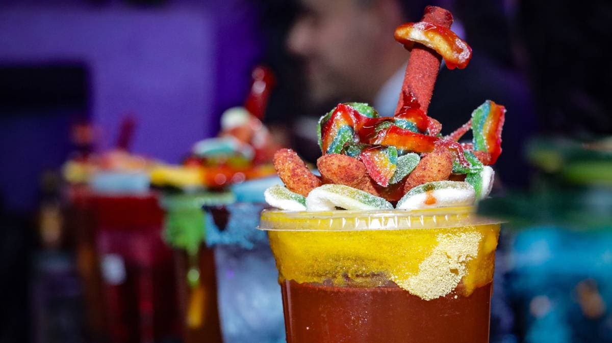 Desde enero, Puebla sancionará venta clandestina de micheladas en cocheras