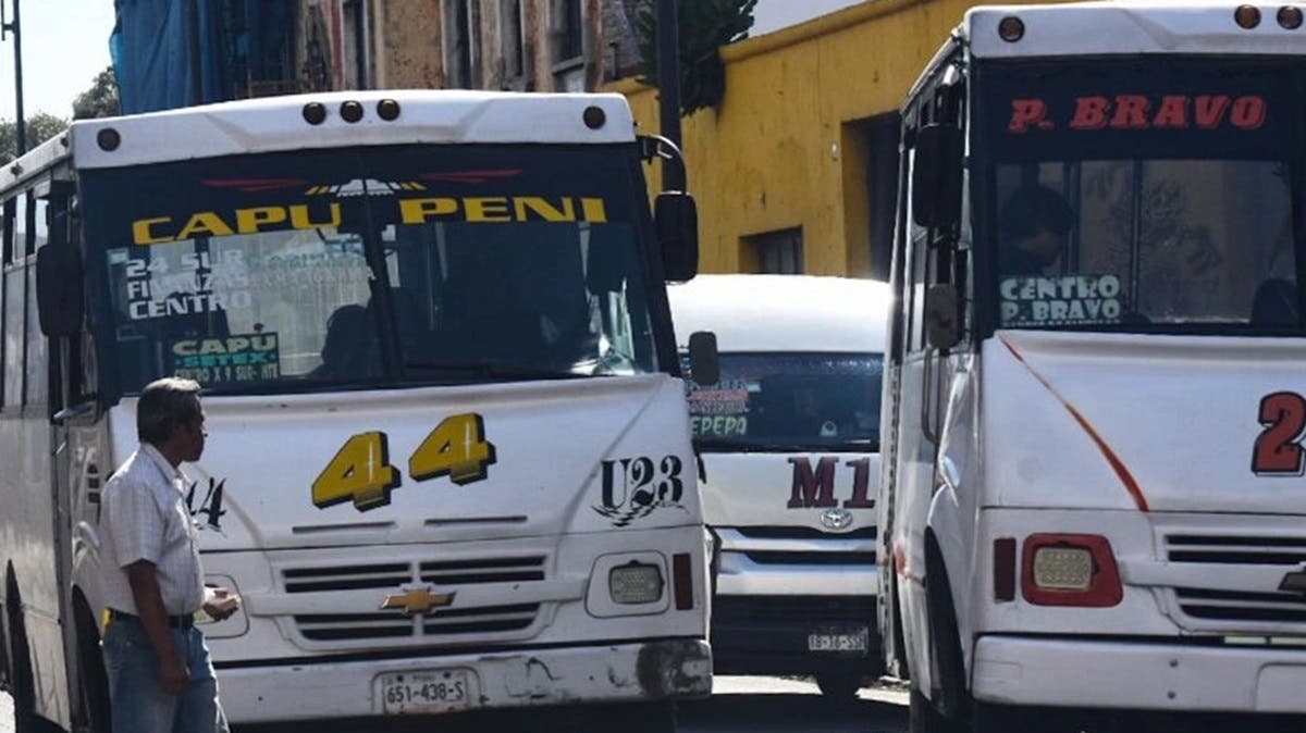 Reemplacamiento obligatorio en Puebla: transporte público deberá cumplir en enero