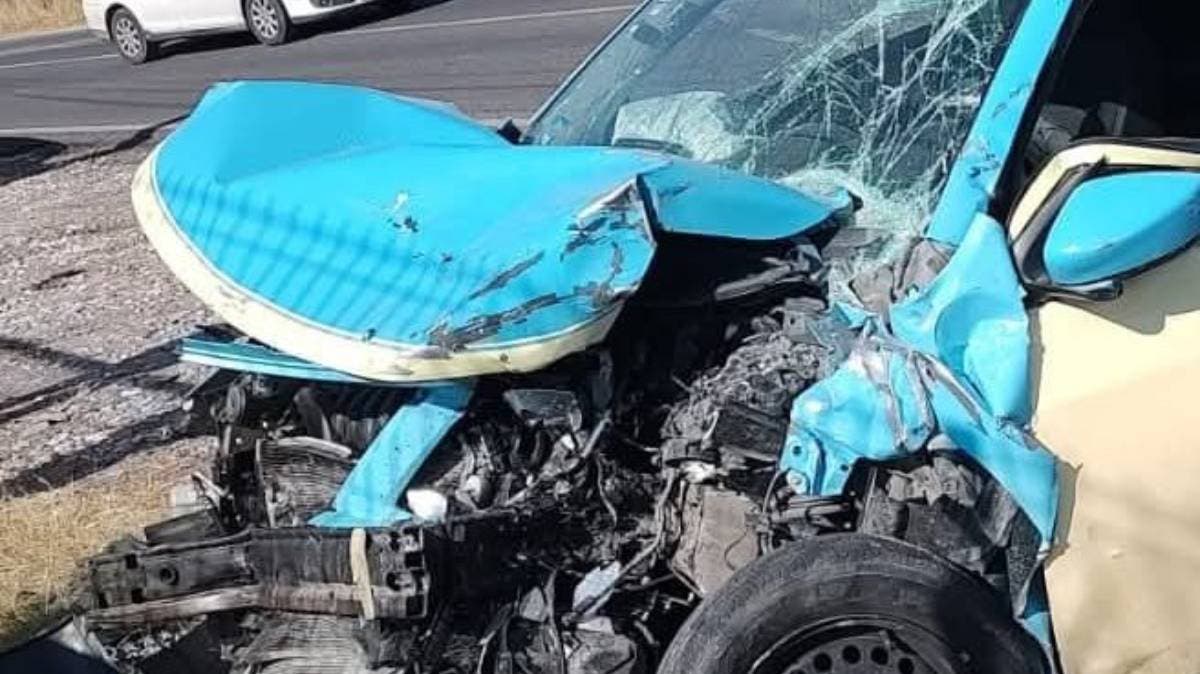 Grave choque en la carretera Tepeaca–Tecali deja a un taxista con lesiones de consideración