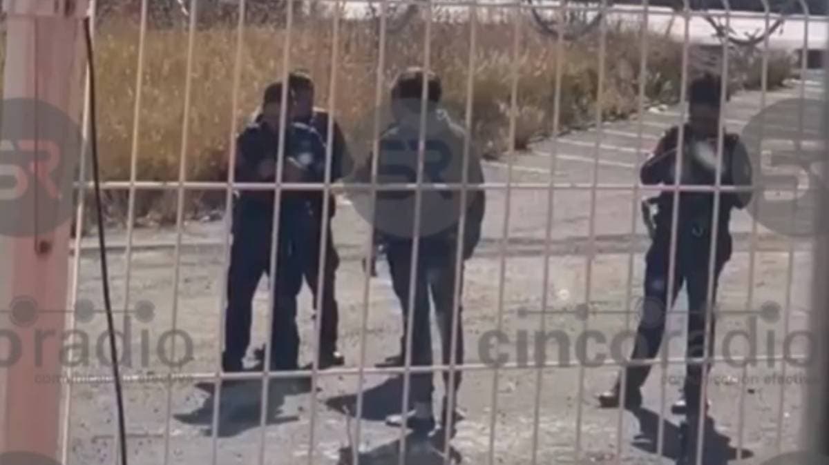 Conductor de plataforma golpeado y maniatado cerca de AMSA Seminuevos en Puebla