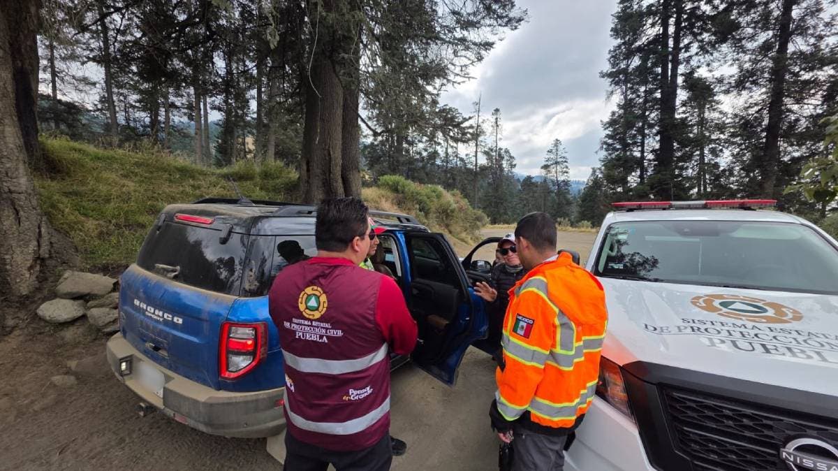 Localizan con vida a alpinista extraviado en el Citlaltépetl tras varias horas de búsqueda