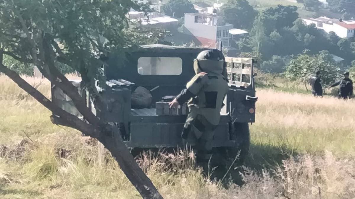 Familia en Acajete entrega una granada de mortero a autoridades; el artefacto estuvo un mes en su casa