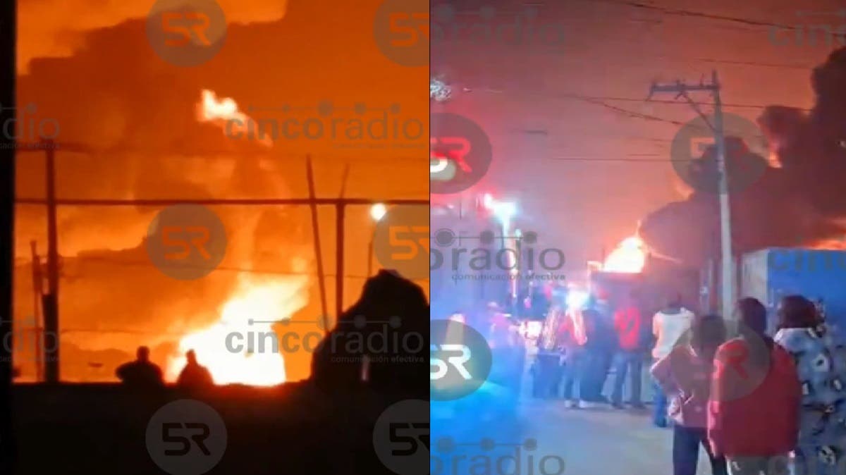 Incendio de madrugada en San Pedro Cholula: arde fábrica de tubos en San Matías Cocoyotla