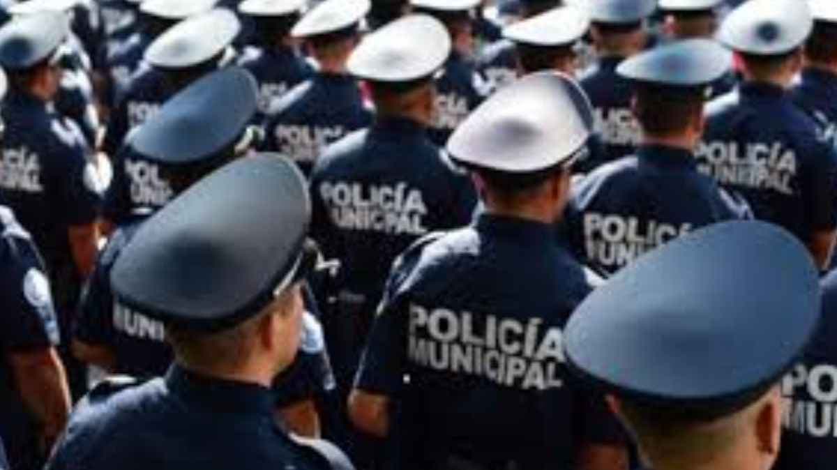 Tres mandos de la Policía Municipal de Puebla son detenidos en operativo federal