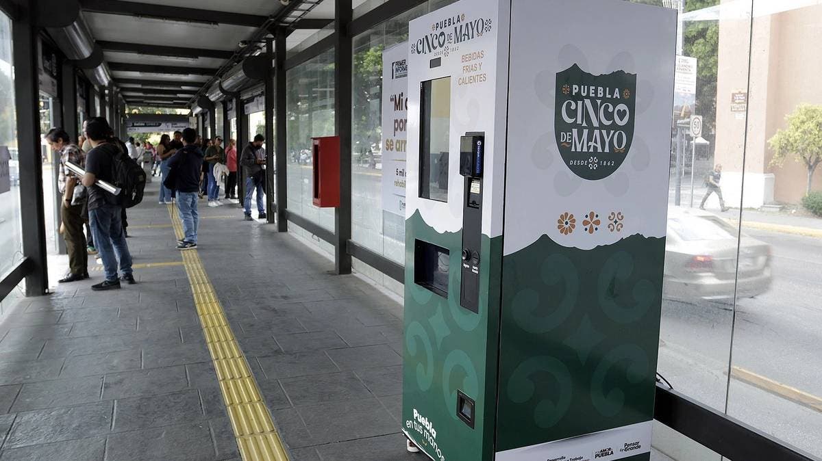 RUTA cambia las reglas: autorizan consumo de alimentos y bebidas en paraderos y unidades