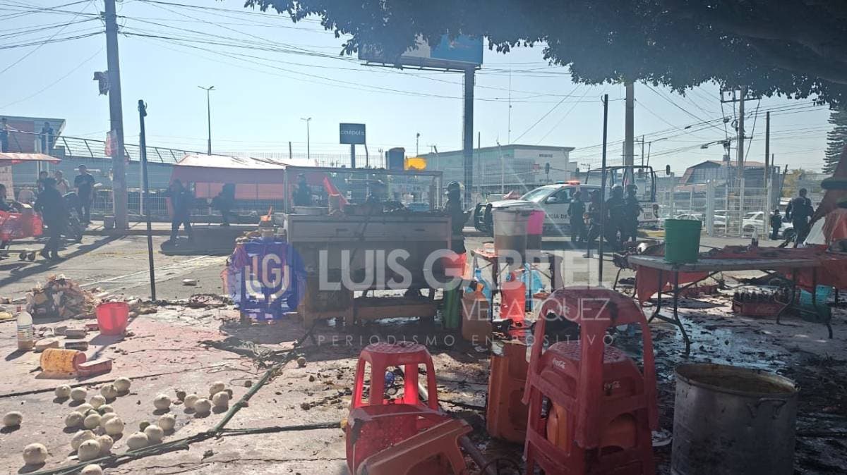 Explosión en puesto de comida deja al menos 14 personas lesionadas en Agua Santa, Puebla