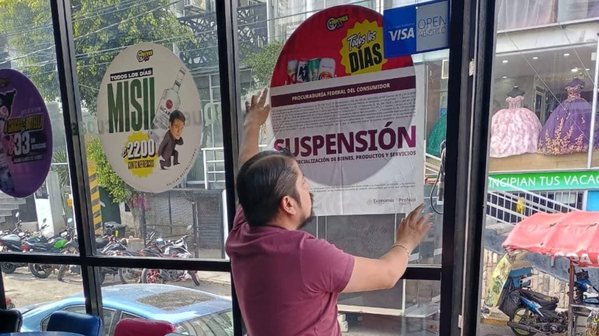 Profeco clausura bar “Miches 33” en Puebla por engaños y abusos a clientes