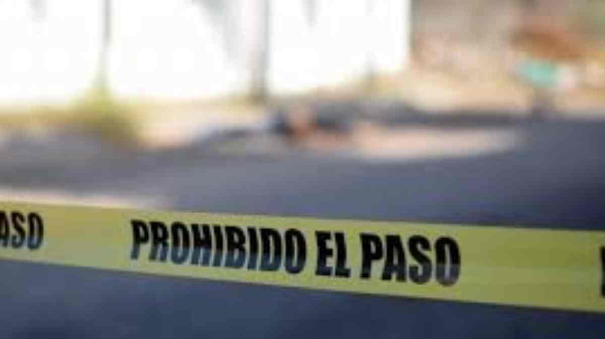 Hallan a una mujer sin vida en el sur de Puebla; Fiscalía investiga como posible feminicidio