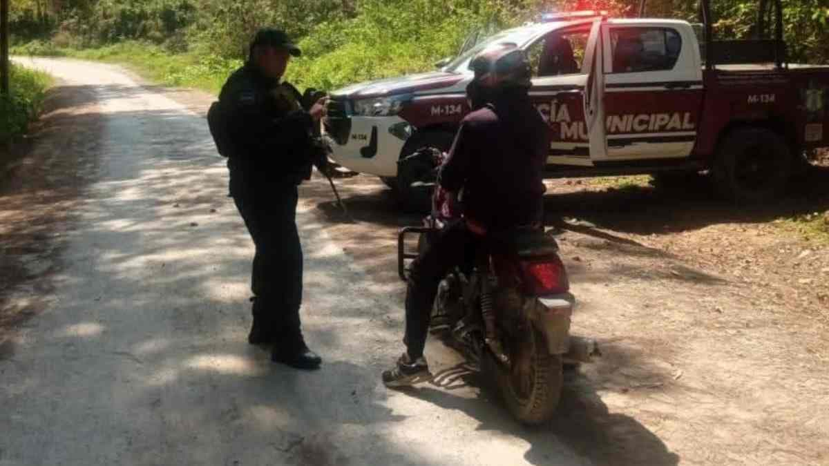 Ejecutan a un hombre y abandonan su cuerpo en camino rural de Chignahuapan