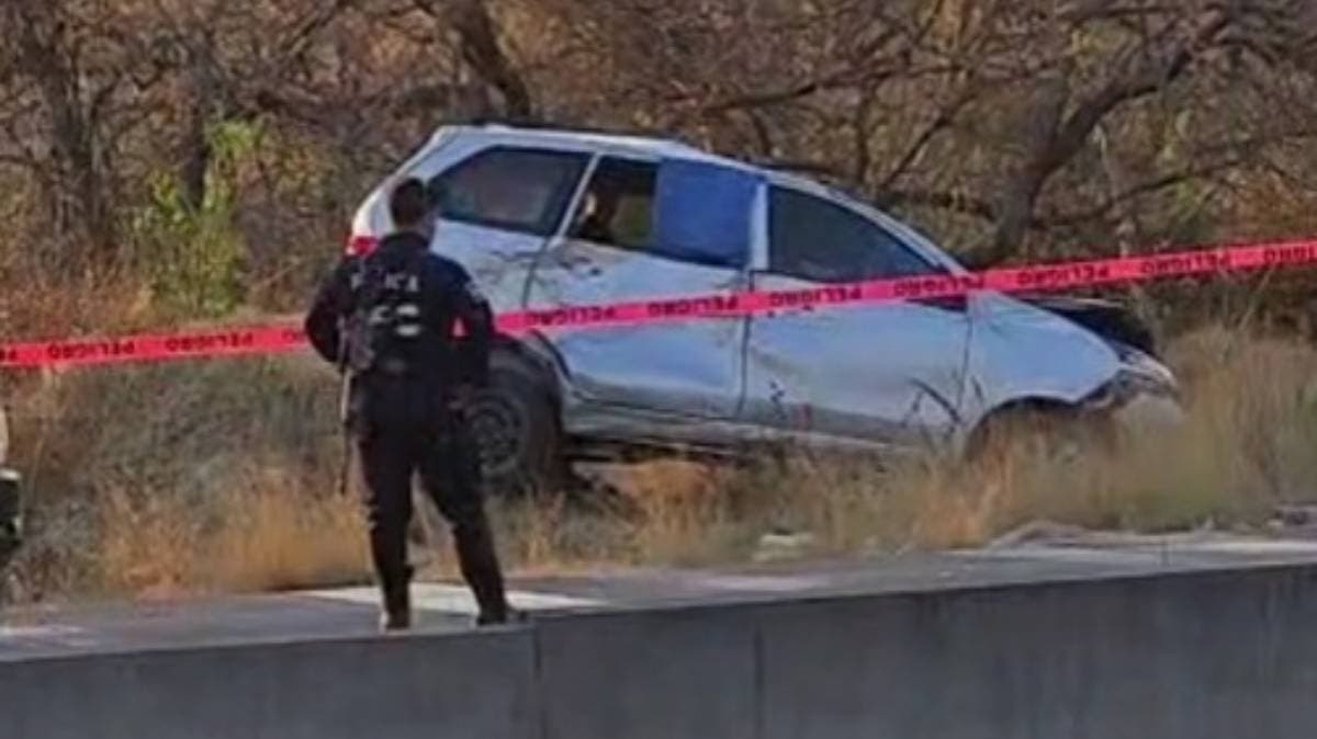 Tragedia en la Atlixco–Izúcar: dos hombres pierden la vida tras salida de camino en Teyuca