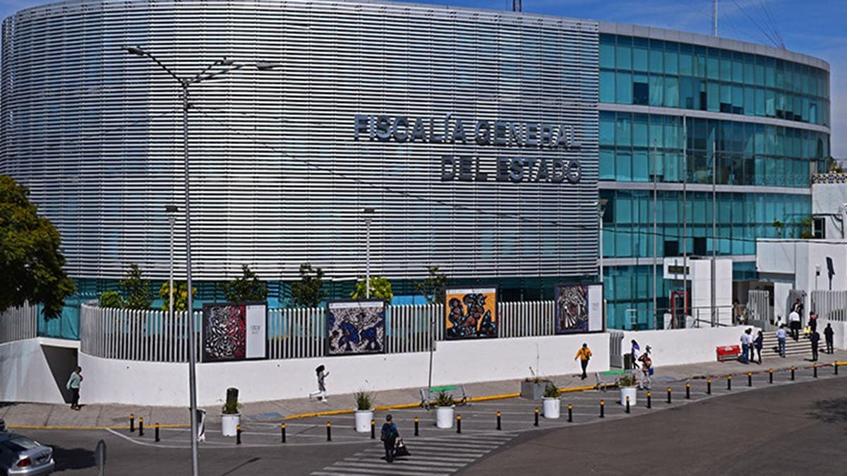 Le exigía $500 mil o le quitaba su rancho: denuncian modus operandi de agente de la FGE en Puebla