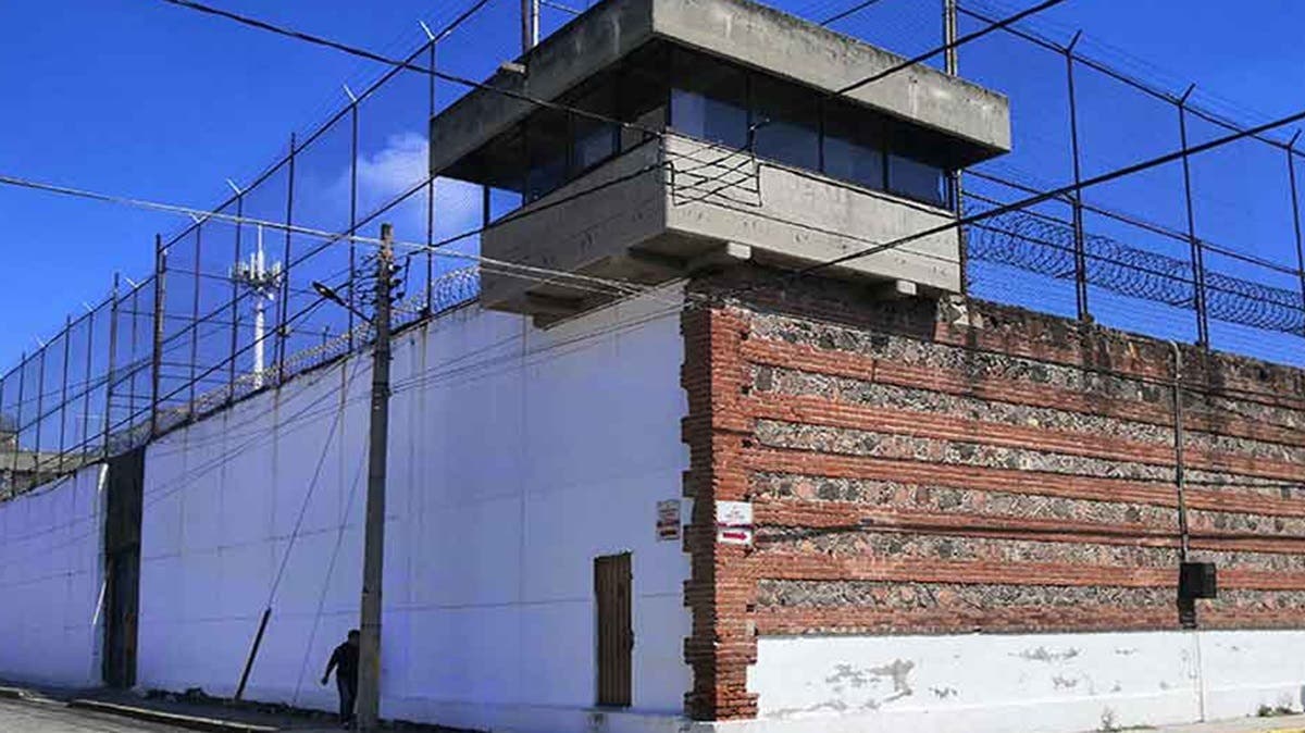 Fuga en penal de San Pedro Cholula activa operativo en Puebla