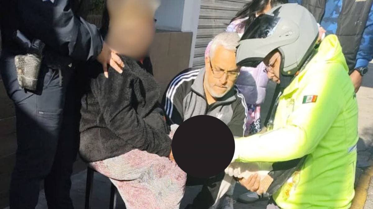 Mujer deberá ser operada tras caer en registro dañado de Agua de Puebla