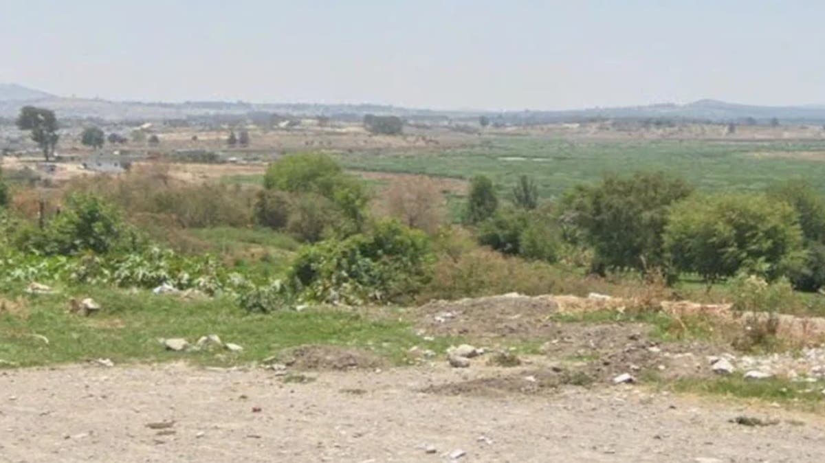 Hallazgo alarmante en Puebla: localizan un cadáver flotando en una laguna cerca de una escuela