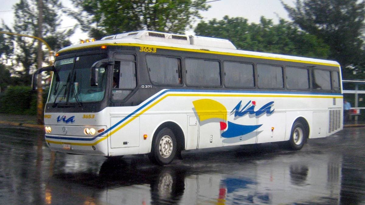 Asalto armado a autobús en la Amozoc-Teziutlán deja pasajeros golpeados y reaviva temor en rutas de Puebla