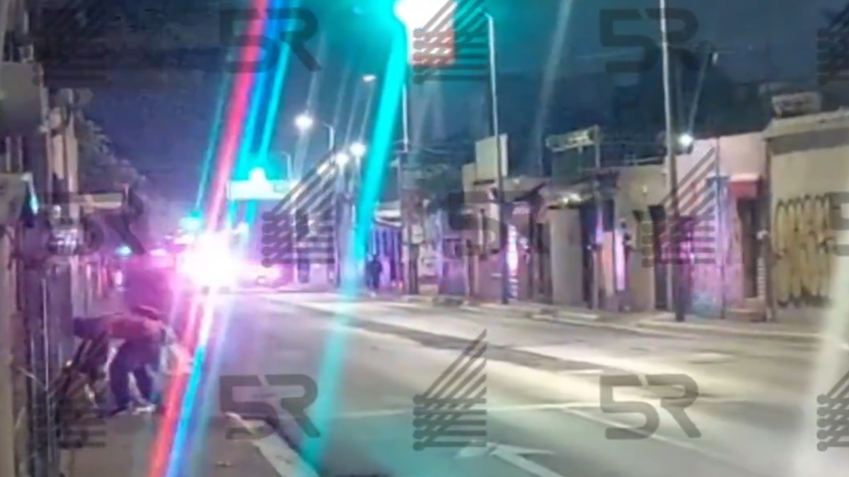 Ejecutan a balazos a joven cerca del Mercado Unión en Puebla; balacera desata pánico