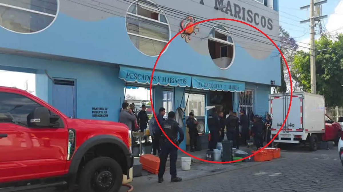 Comando armado irrumpe en marisquería de Puebla: disparos, robo y fuga sin detenidos en Tehuacán