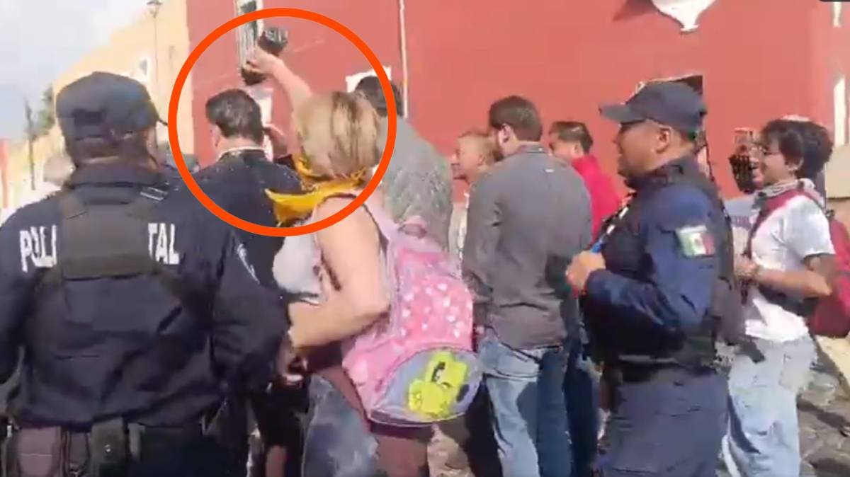 Identifican a mujer que agredió a funcionario en protesta de la BUAP; investigan posible vínculo con la UPVA 28 de Octubre