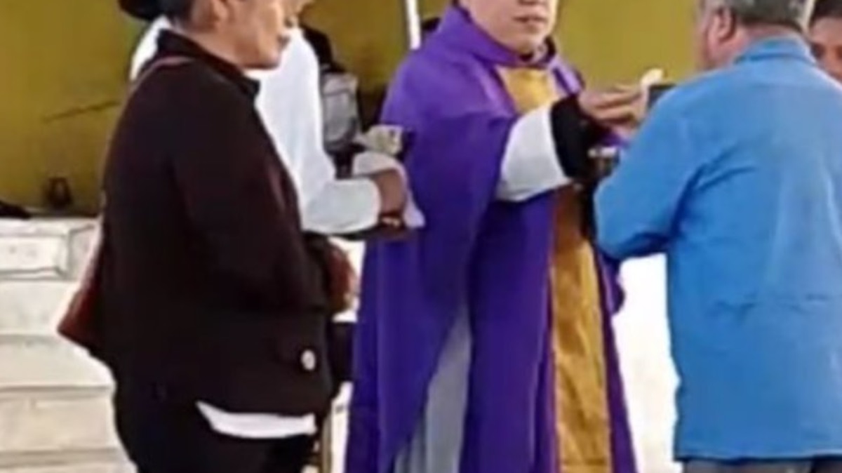 Si te casaste aquí en Puebla, podrías no estar casado: alertan por falsos sacerdotes