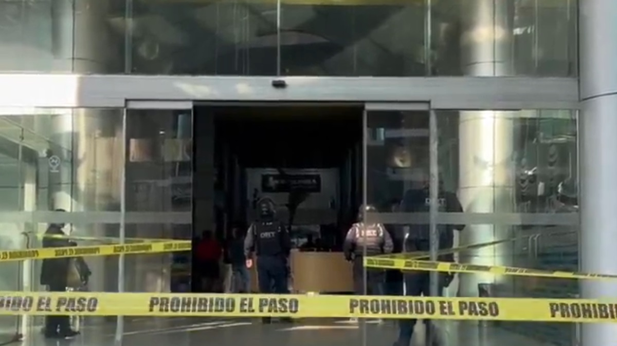 URGENTE: asalto en oficinas de Inbursa en Puebla deriva en toma de rehenes; despliegan operativo