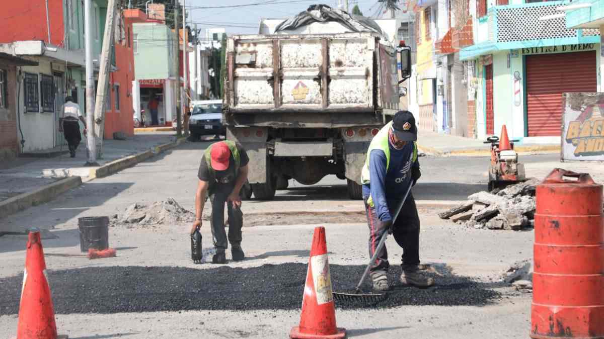 Baches en El Patrimonio: Gobierno de Puebla intensifica trabajos de reparación vial