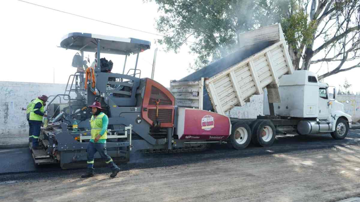 Arranca rehabilitación vial en la calle Tehuacán; buscan renovar más de 10 mil metros en el sur de Puebla