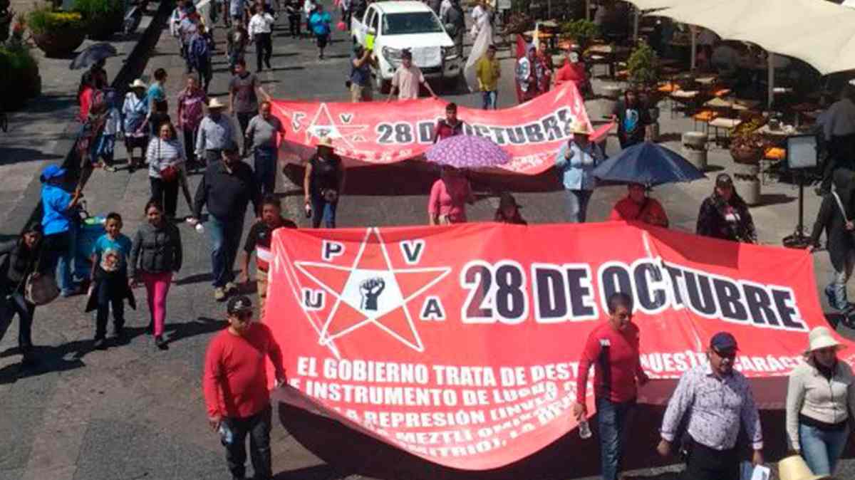 Marcha de la 28 de Octubre avanza desde Mercado Hidalgo; prevén afectaciones en 11 Norte, Reforma y Centro de Puebla
