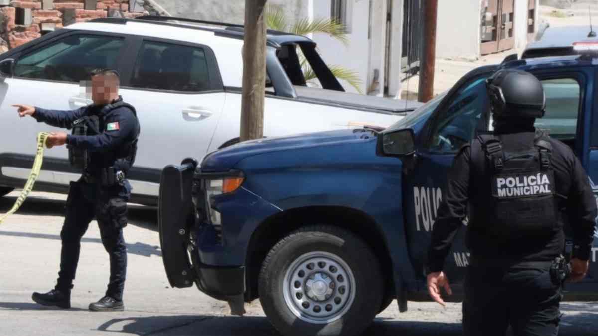Irrumpen en vivienda y atacan a una familia en Chietla: un hombre murió y su madre de 63 años resultó herida