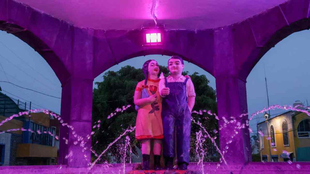 Rehabilitan la Fuente de los Muñecos; mejoran iluminación e imagen urbana en Puebla