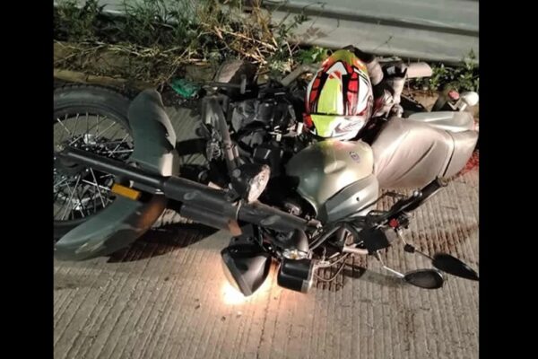 Tragedia en el Periférico: pareja de motociclistas muere tras caída hacia la Recta a Cholula