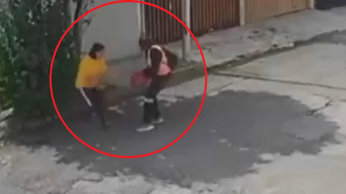 Asalto en Satélite Magisterial: sujeto disfrazado de trabajador roba a mujer a plena luz del día