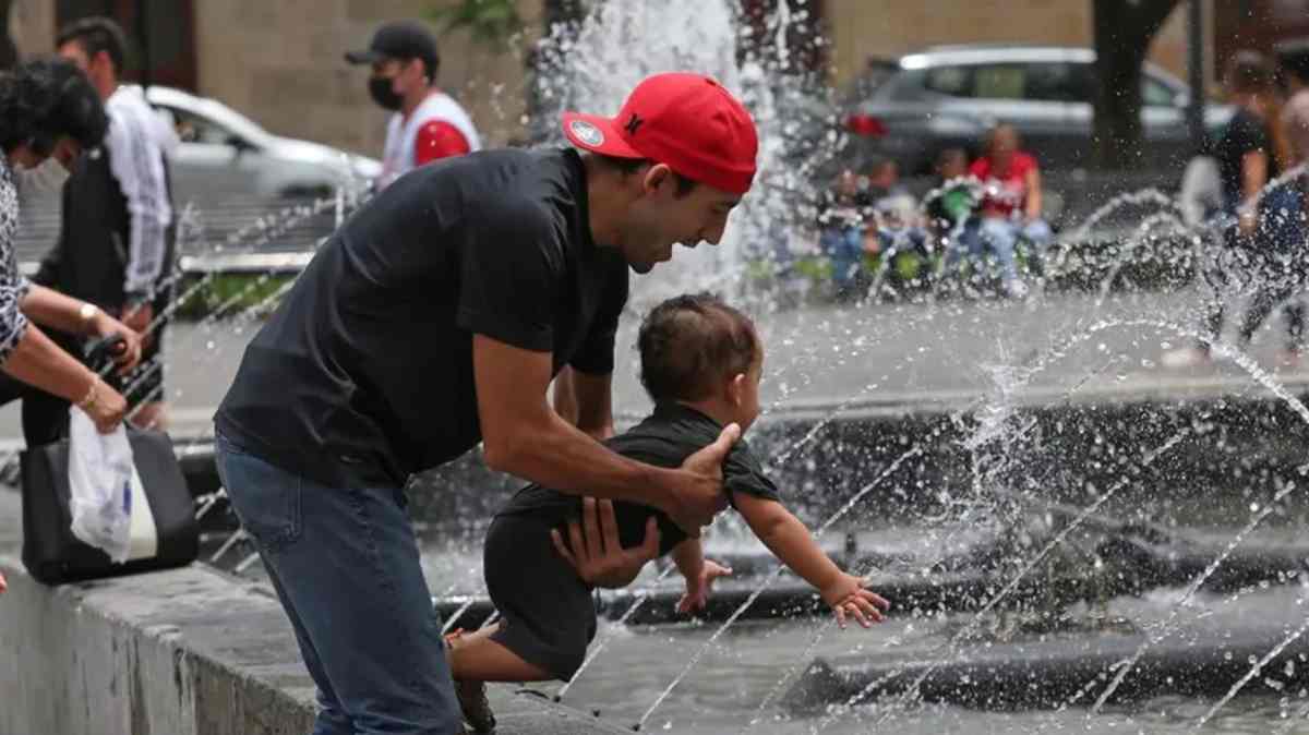 Padres trabajadores de la SEP Puebla tendrán día libre por el Día del Padre; así aplicará la medida