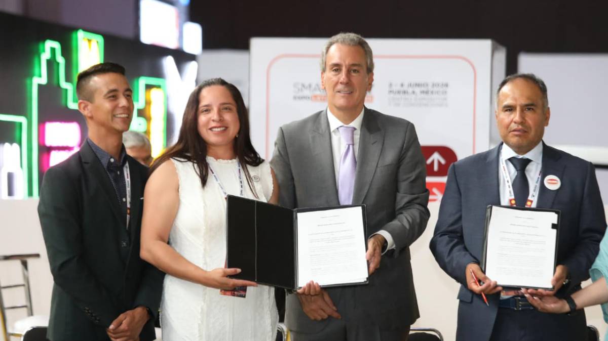 Pepe Chedraui explora proyectos de innovación en Smart City Expo LATAM; Puebla busca fortalecer su visión de ciudad inteligente