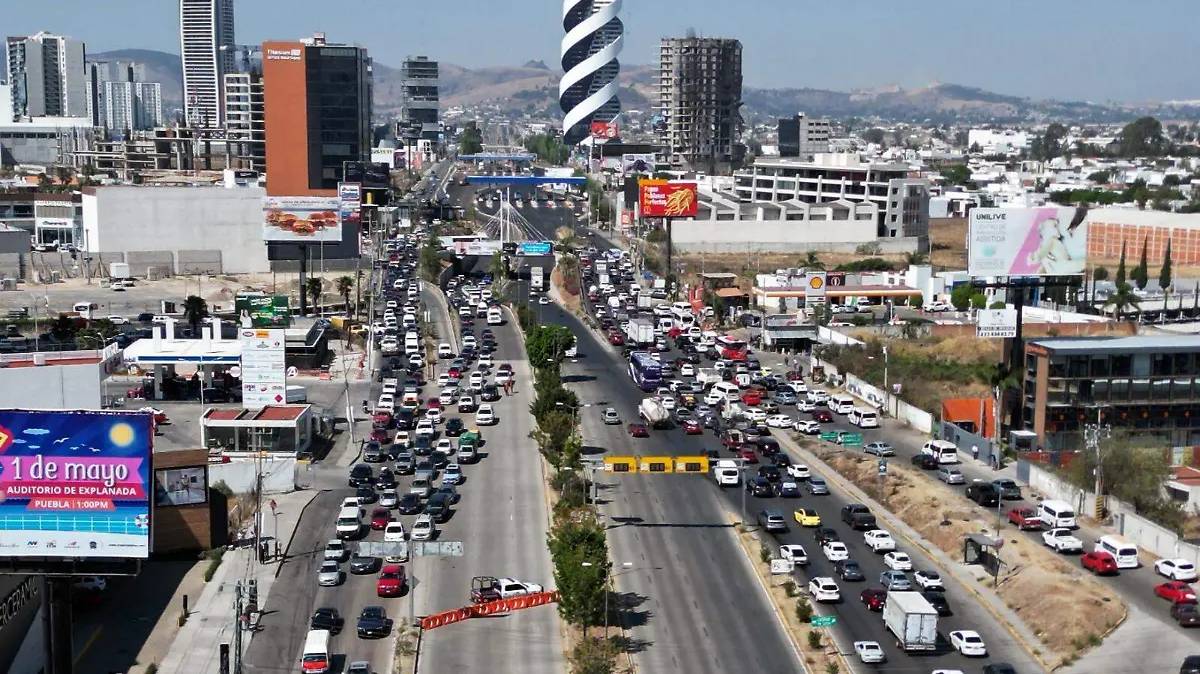 El miedo pasa factura: negocios de Vía Atlixcáyotl reportan caída de hasta 30% en ventas por ataques del llamado “Tirador”