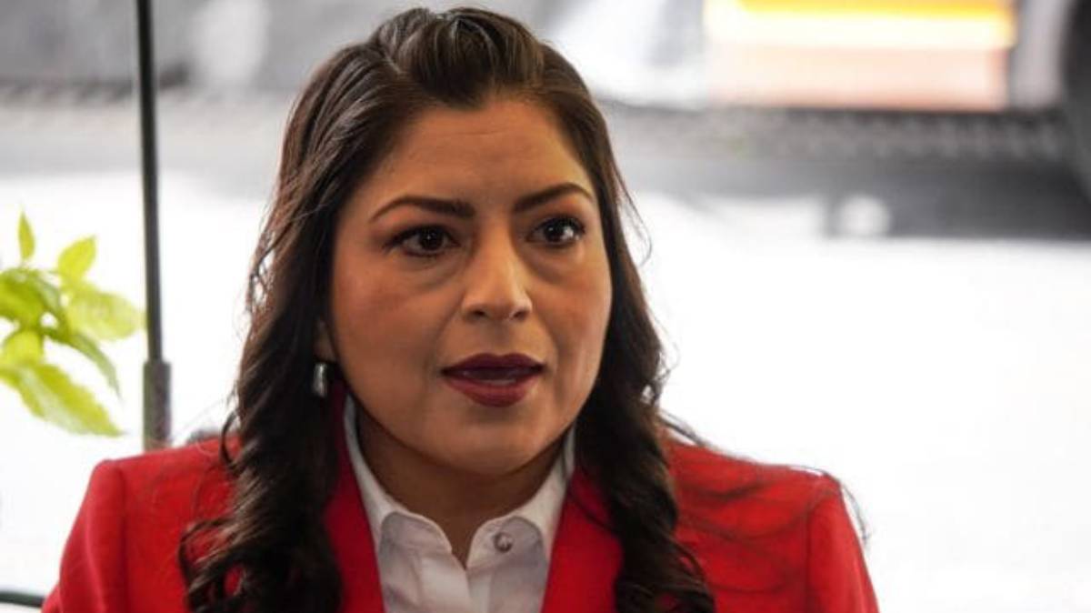Claudia Rivera levanta la mano para 2027: "Estoy lista para competir donde Morena me necesite"