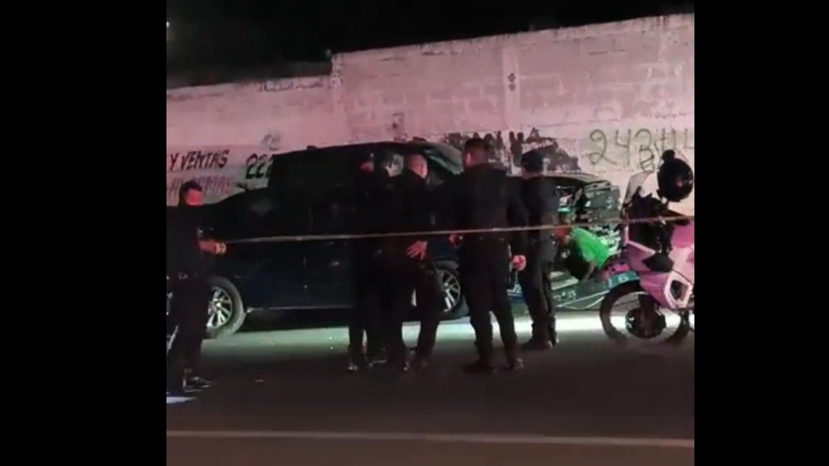 ¡Valiente reacción! Familia frustra robo de auto tras persecución en Periférico.