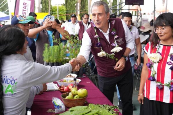Pepe Chedraui lleva servicios del Ayuntamiento a Canoa; más de 7 mil poblanos ya han sido beneficiados en 2026