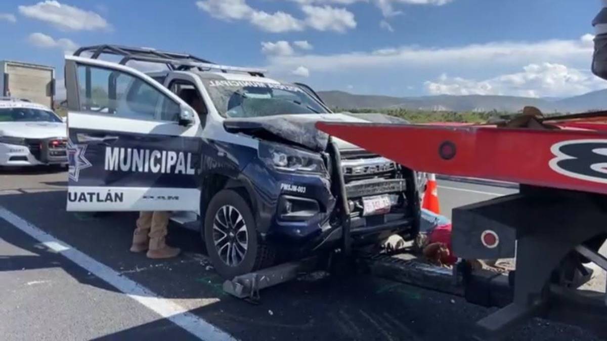 Carambola en la Cuacnopalan–Oaxaca involucra a patrulla; reportan personas lesionadas