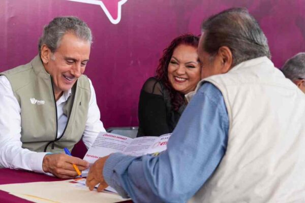 Pepe Chedraui lleva “Día del Pueblo” a Tres Cruces; vecinos plantean demandas al gobierno municipal